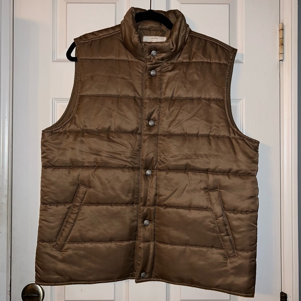 Weatherproof Vintage Snap Button Puffer Vest Tan Gold Size Large